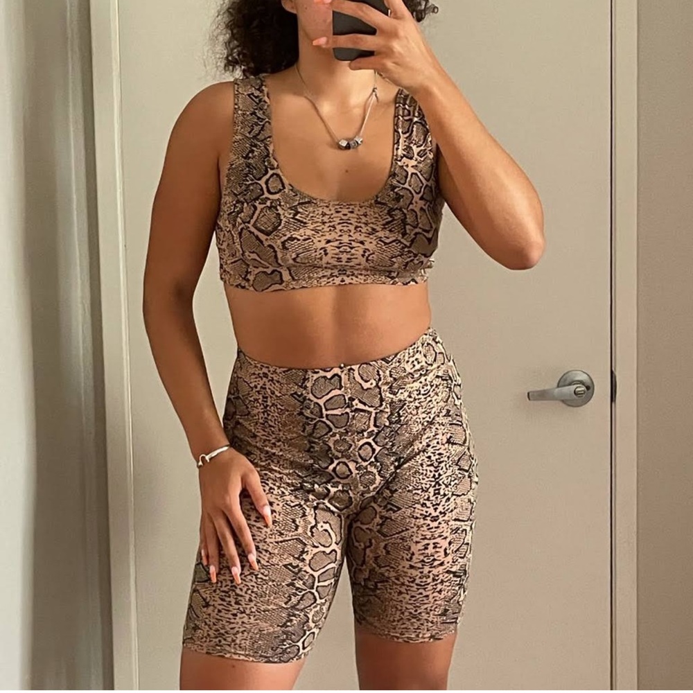 Missguided snakeskin bike short crop top set S